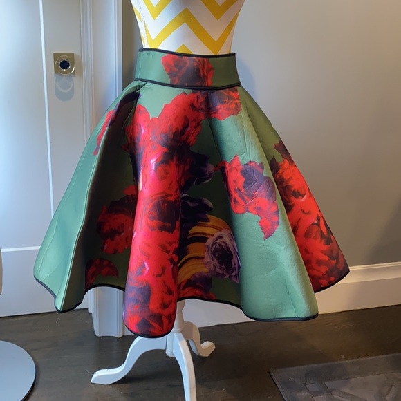 Style Mafia Dresses & Skirts - Woman full skirt new with tags